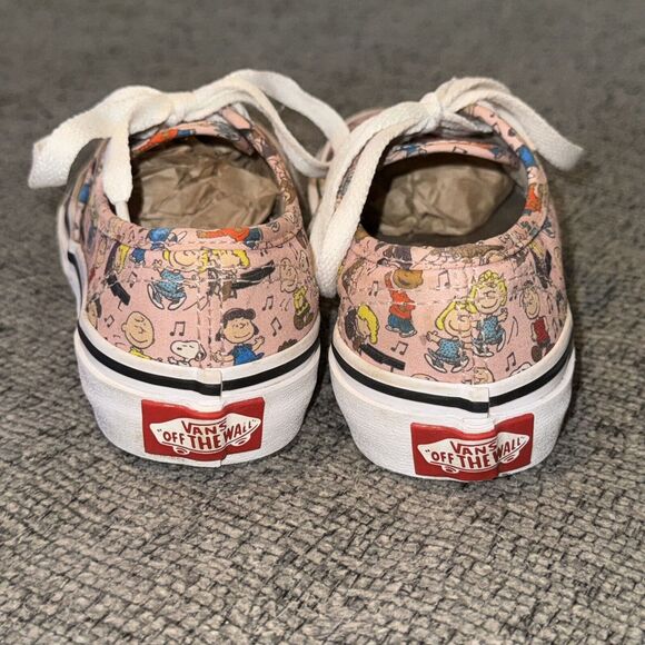 Vans Authentic Peanuts Snoopy Kids Sneaker Size 11 Multi Casual Shoes 721356 - Picture 1 of 8